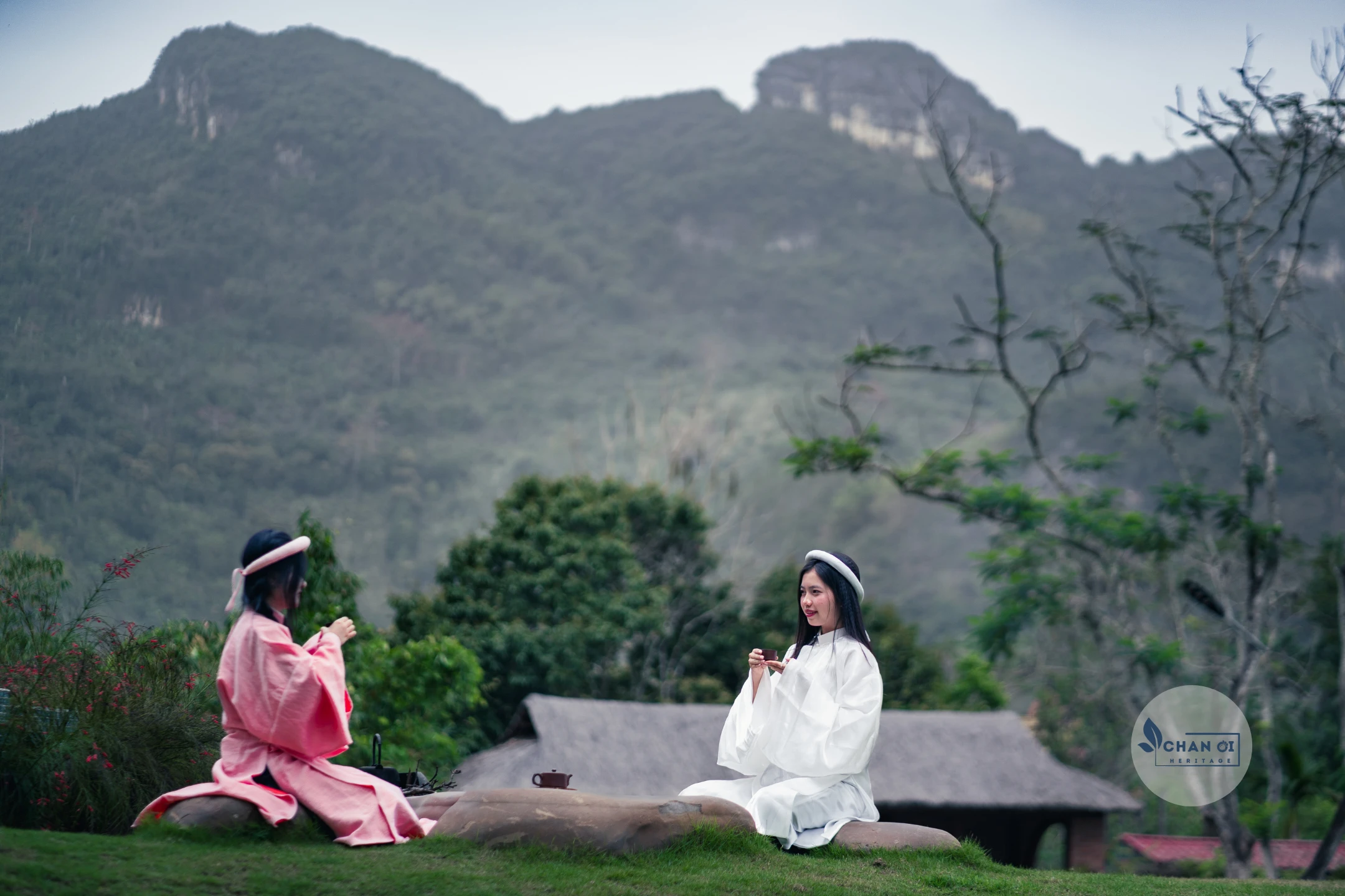 Sun May retreat Lương Sơn